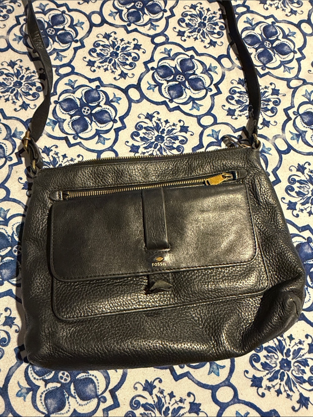 Fossil Black Crossbody Bag with Gold Hardware *DEFECTS*